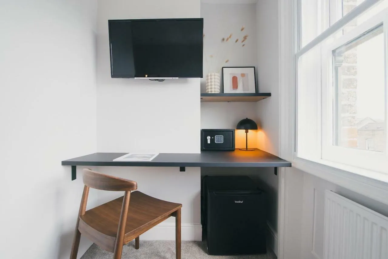 D8 - Shoreditch London